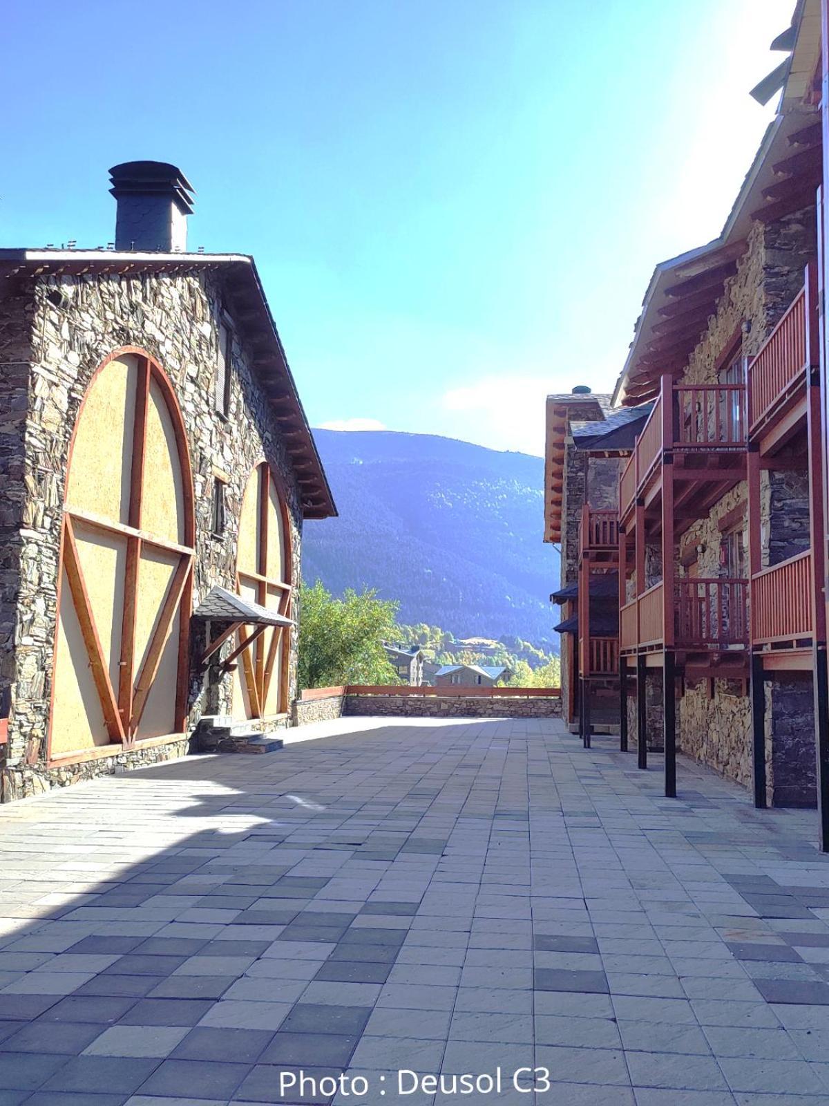 Ac Apartaments Vall D'Incles Exterior photo